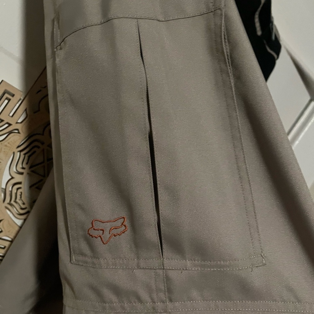 NWOT FOX RACING Men's Mountain Bike Pants - Tan & Black - 34” Waist - Picture 5 of 8